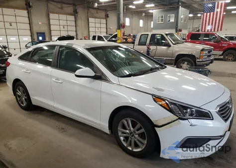 2016 Hyundai Sonata Se из США, поврежденный, VIN 5NPE24AF7GH358882